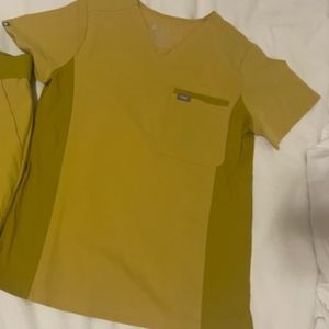 Figs Caterina paneled top gold